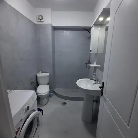 Apartamento Shengjin